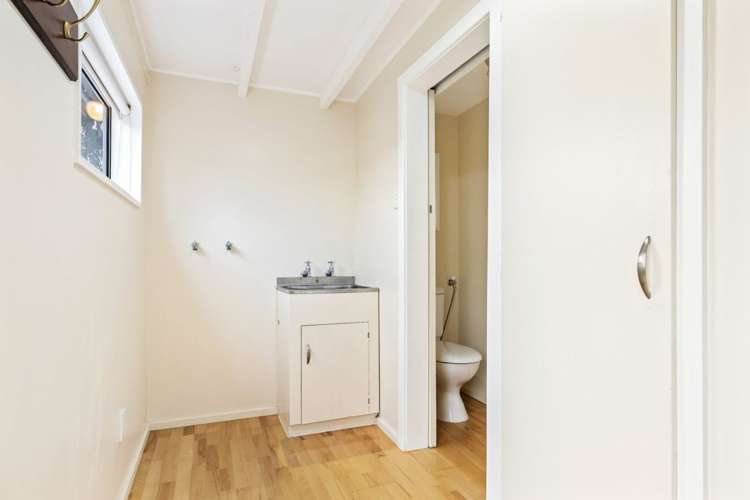 24 Harleston Road Sefton_11