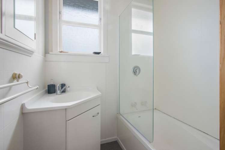 39 Johnston Street Waihi_11