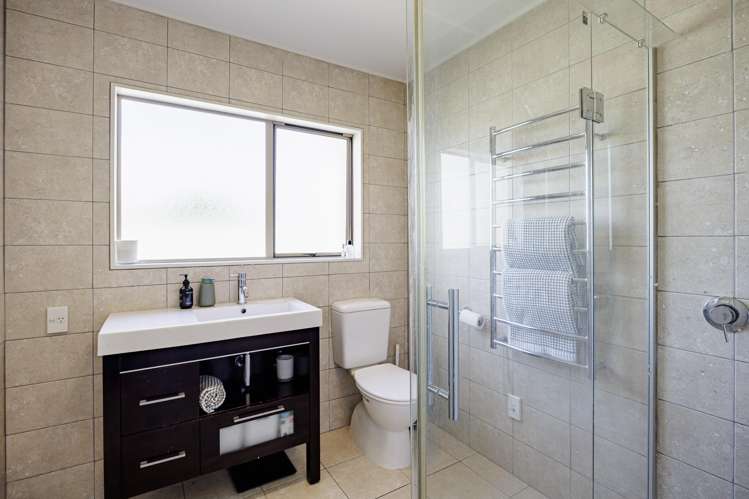 427B Southland Place Raureka_11