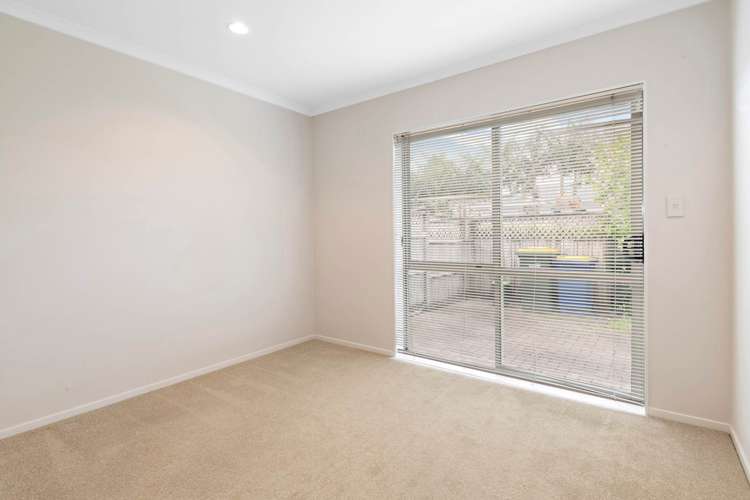 25/1 Piriti Drive Te Atatu Peninsula_8