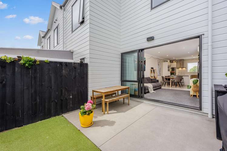 8 Owen Chapman Drive Red Beach_22