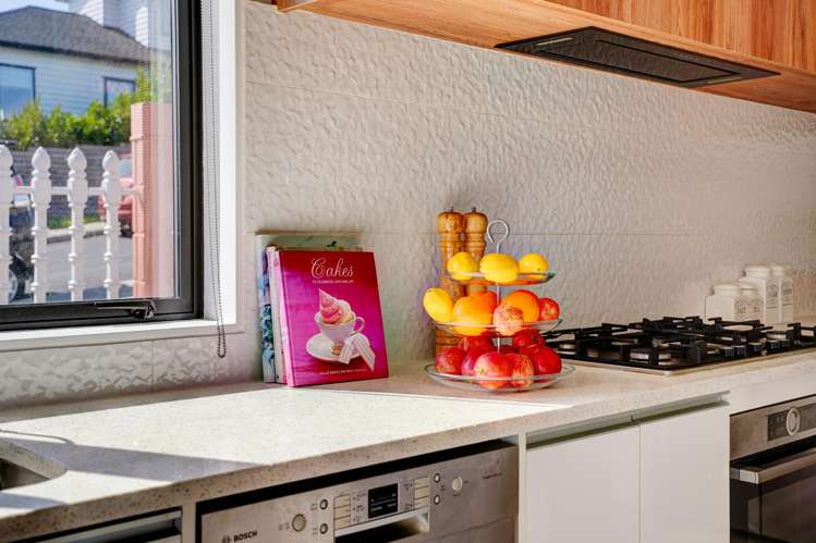 31 Shibata Rise Ranui_12