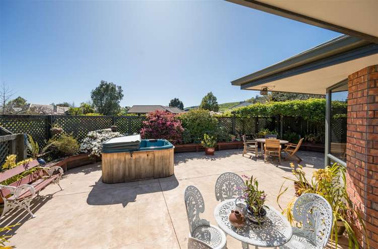 23 Trolove Place Stoke_18