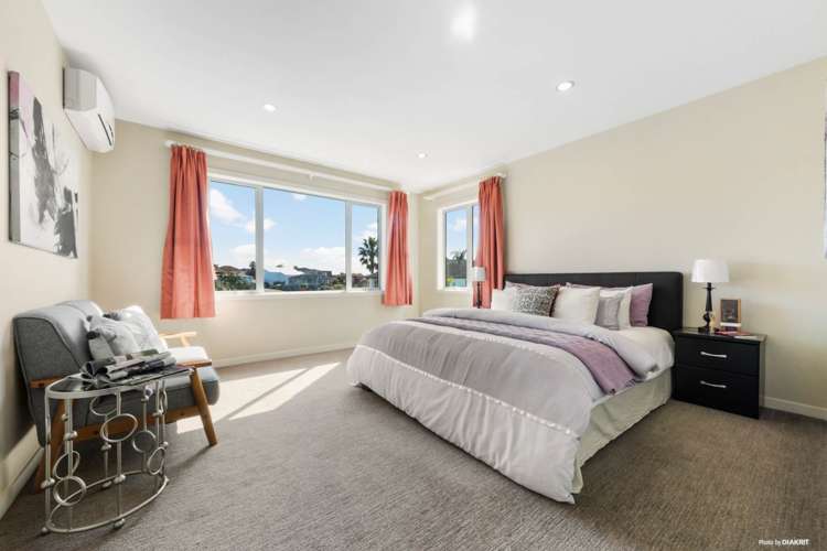 15 Onemana Way Te Atatu Peninsula_18