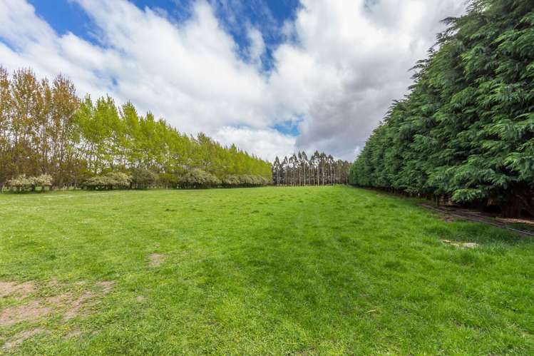 21 Guys Road Yaldhurst_15