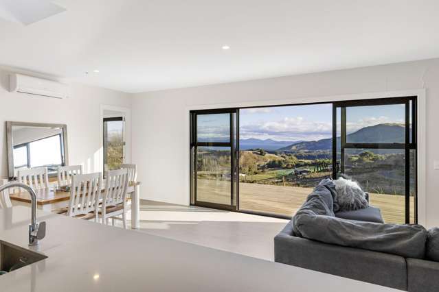 1040 Mapara Road Kinloch_1