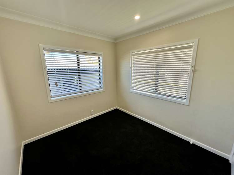 16 George Street Mangere East_8