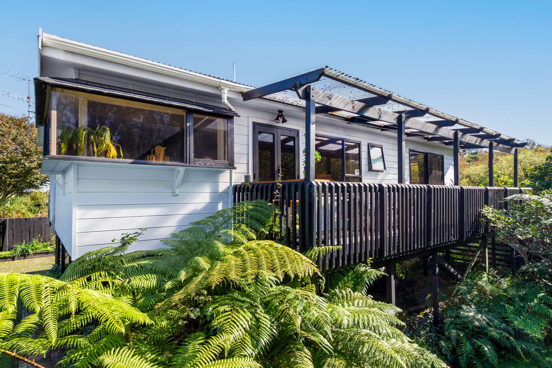 2 Hugh Avenue Hamurana_0