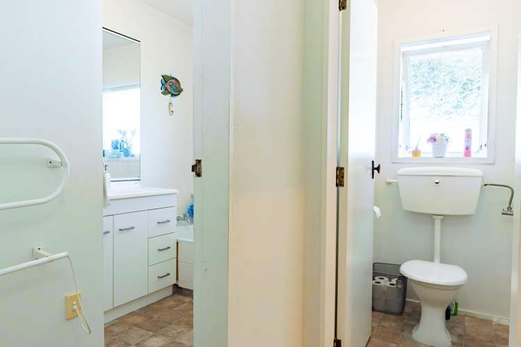 88 Atkinson Avenue Otaki Beach_14