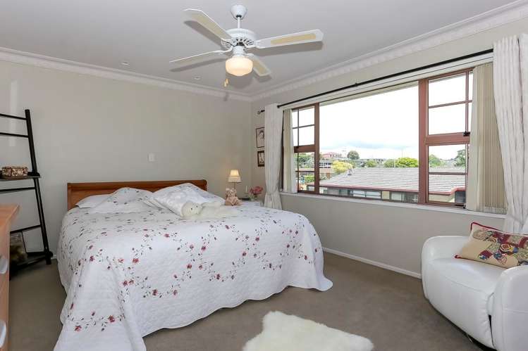 99 Chapel Street Otumoetai_6