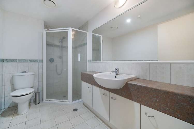 5/8 Basque Road 10021_8