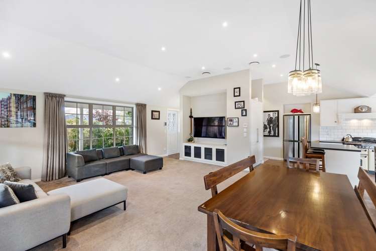 1 Cotswold Court Lower Shotover_9