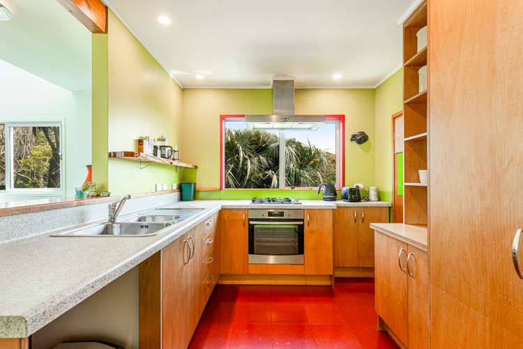 452 Huia Road Laingholm_17