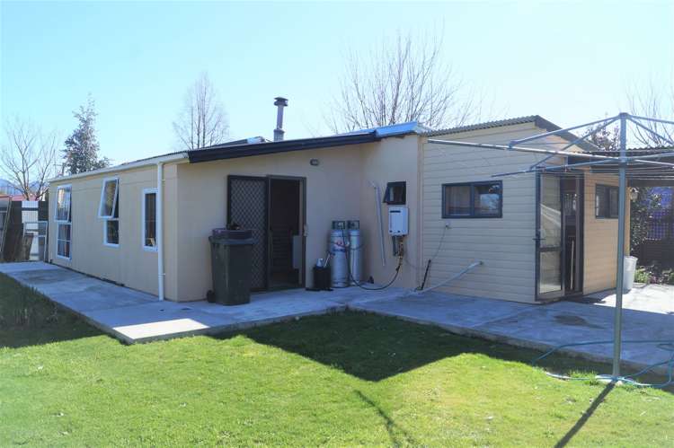 4 Hawkswood Street Waiau_13