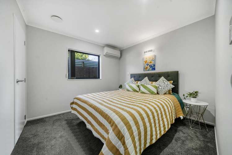 19C James Street Mangere East_5
