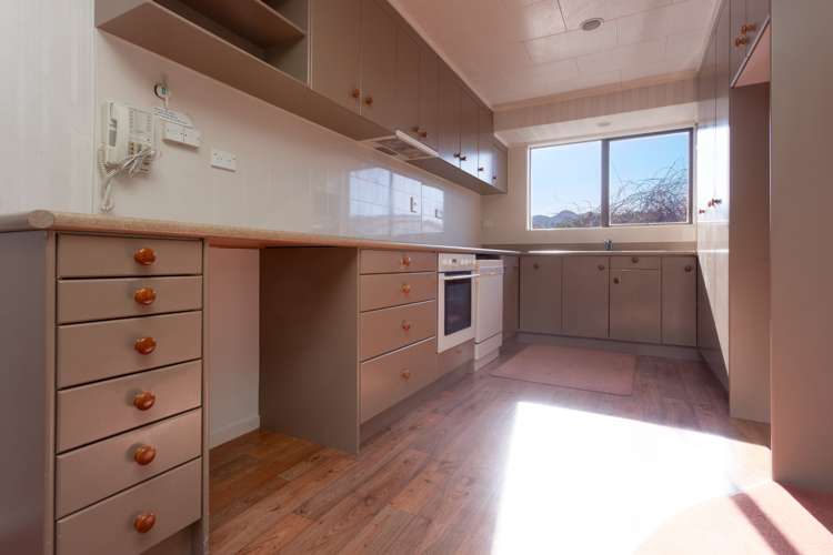 3 Barker Street Waihou_18