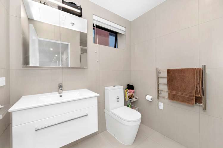 102, 7C Hinaki Street Pt England_11