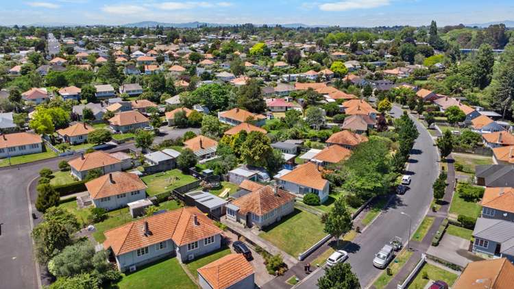 67 Jellicoe Drive Hamilton East_17