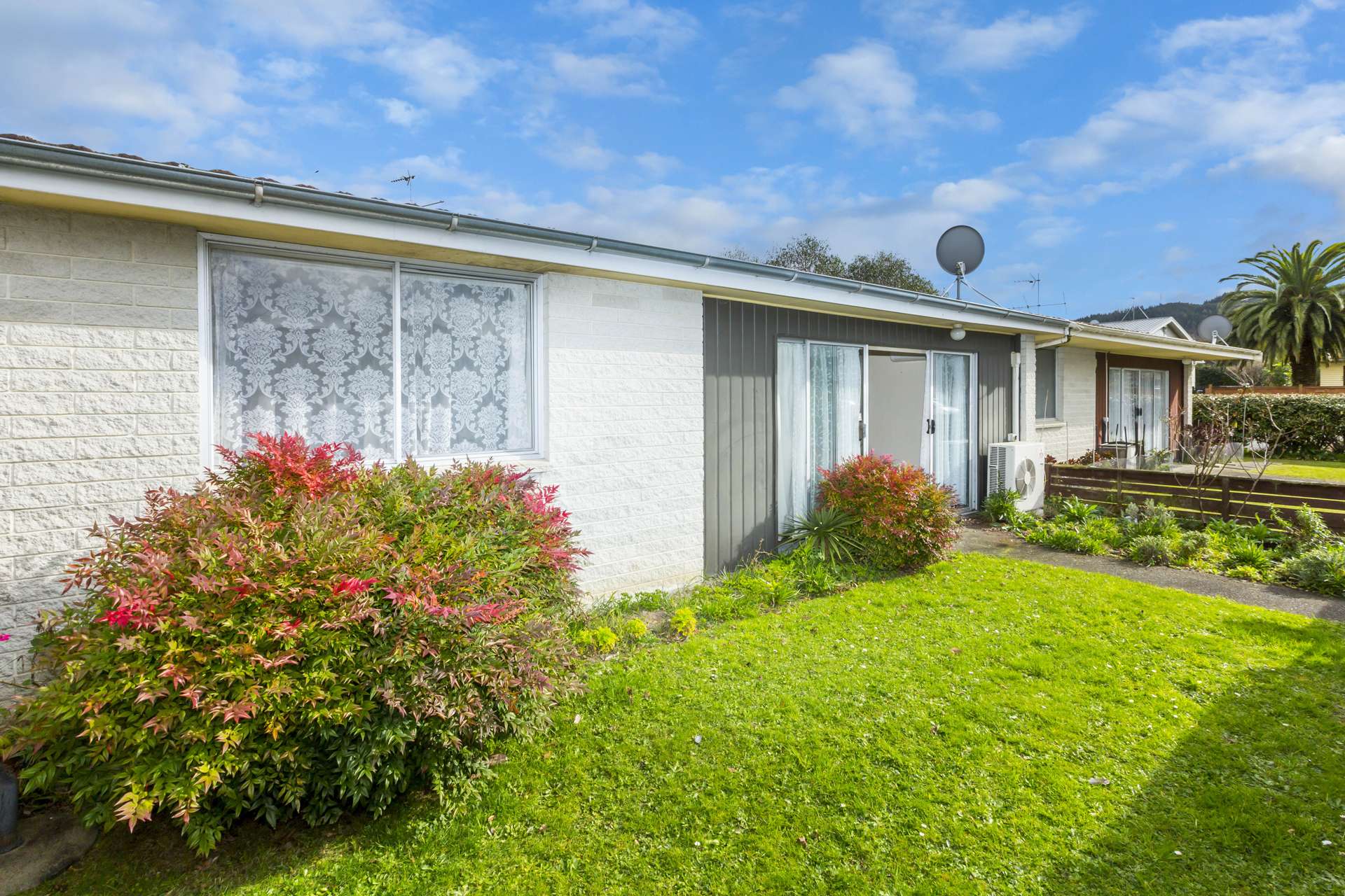 2/45 Royal Street Upper Hutt_0