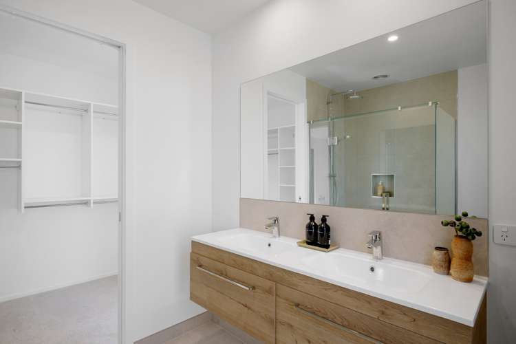 38 Hugo Shaw Drive Cambridge_15