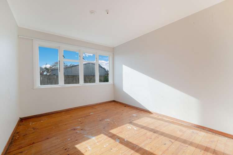 32 Carisbrooke Street Aranui_9