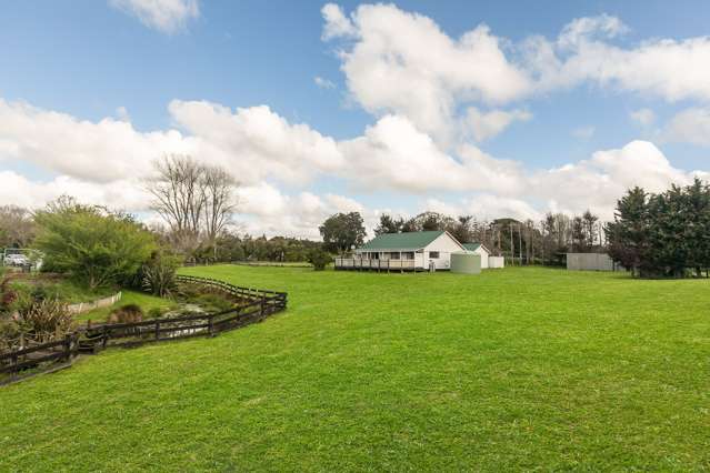 15 Kath Henry Lane Drury_3