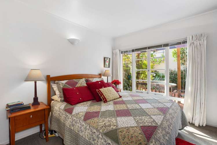 84a Victoria Road Devonport_16