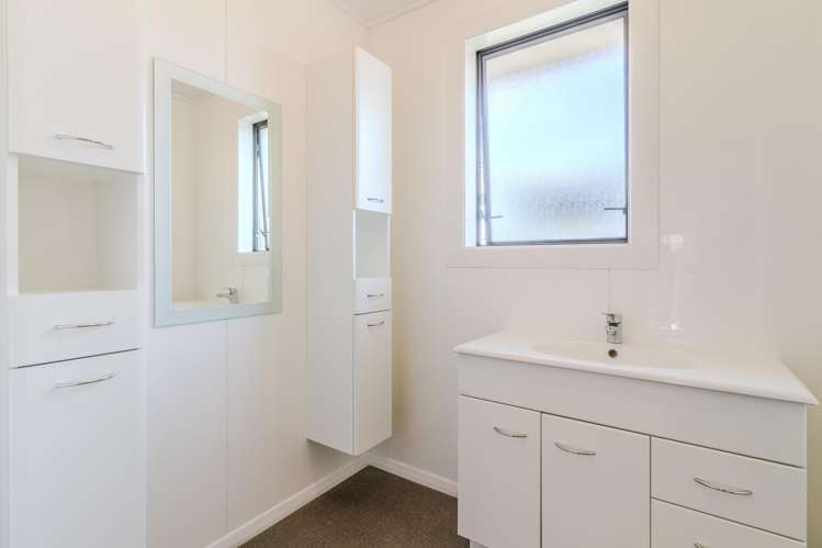 16 Esk Place Mosgiel_19