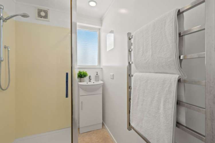 1/66 College Road Northcote_14