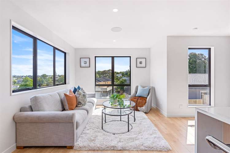 56b Juniper Road Sunnynook_16