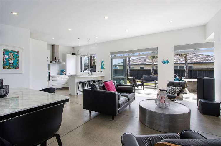 17 Surfers Avenue Waihi Beach_8