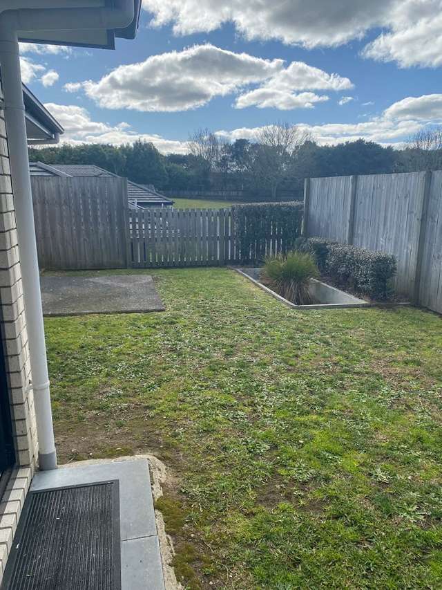 8b Mistry Place Harrowfield_2