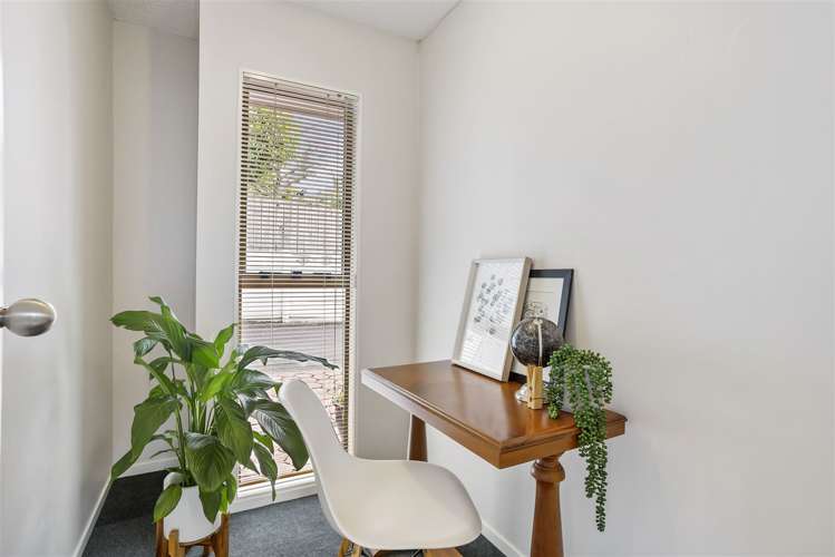 2/165 Birkenhead Avenue Birkenhead_7