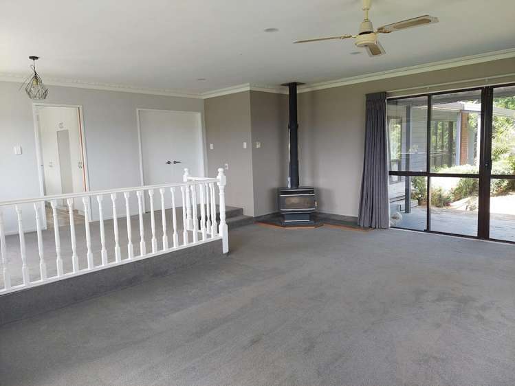 668 Glenbrook Road Kingseat_2