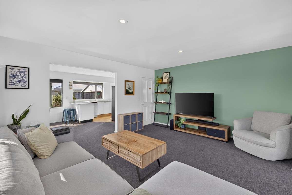 56c Cuffs Road_1