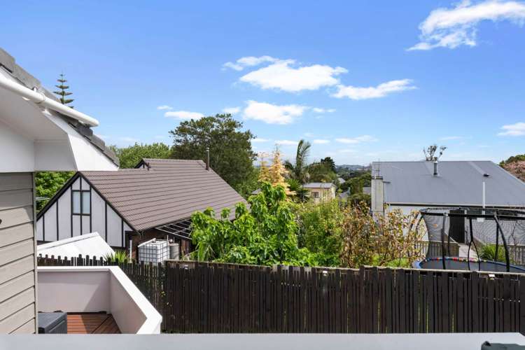 4 Clunie Place Highland Park_25