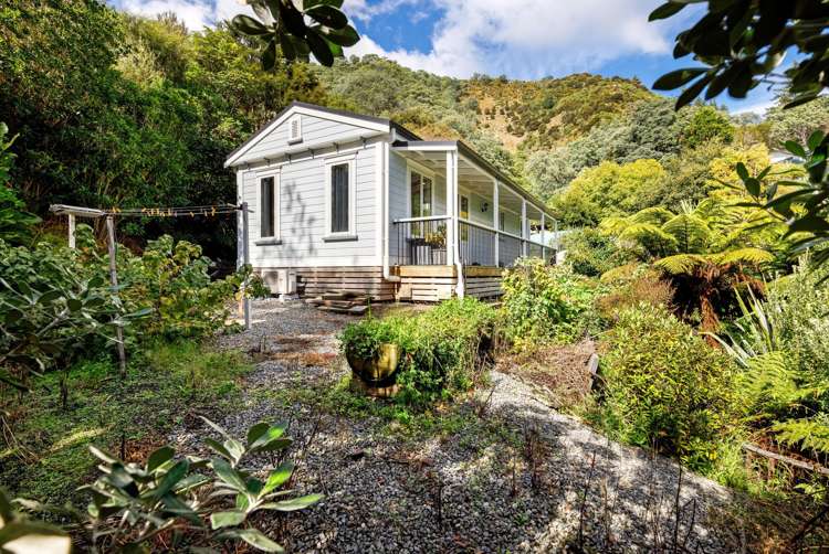 16 Angle Street Picton_17