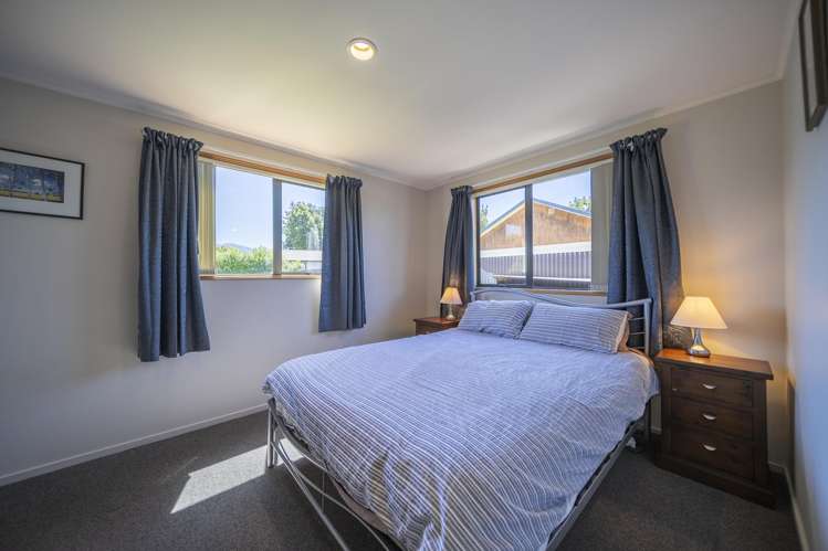 25 Jackson Street Te Anau_19