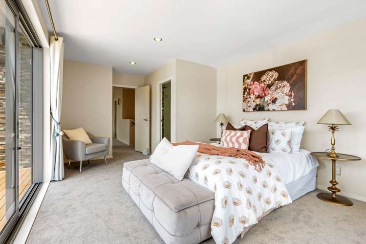 17 Limmer Place Browns Bay_24