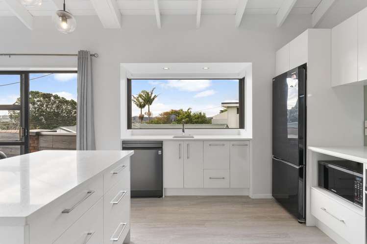 9 Pohutukawa Avenue_1