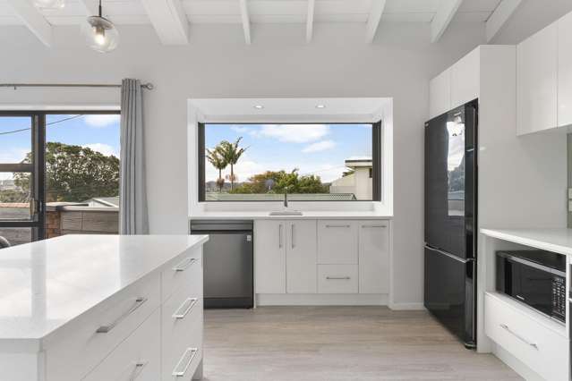 9 Pohutukawa Avenue Red Beach_3