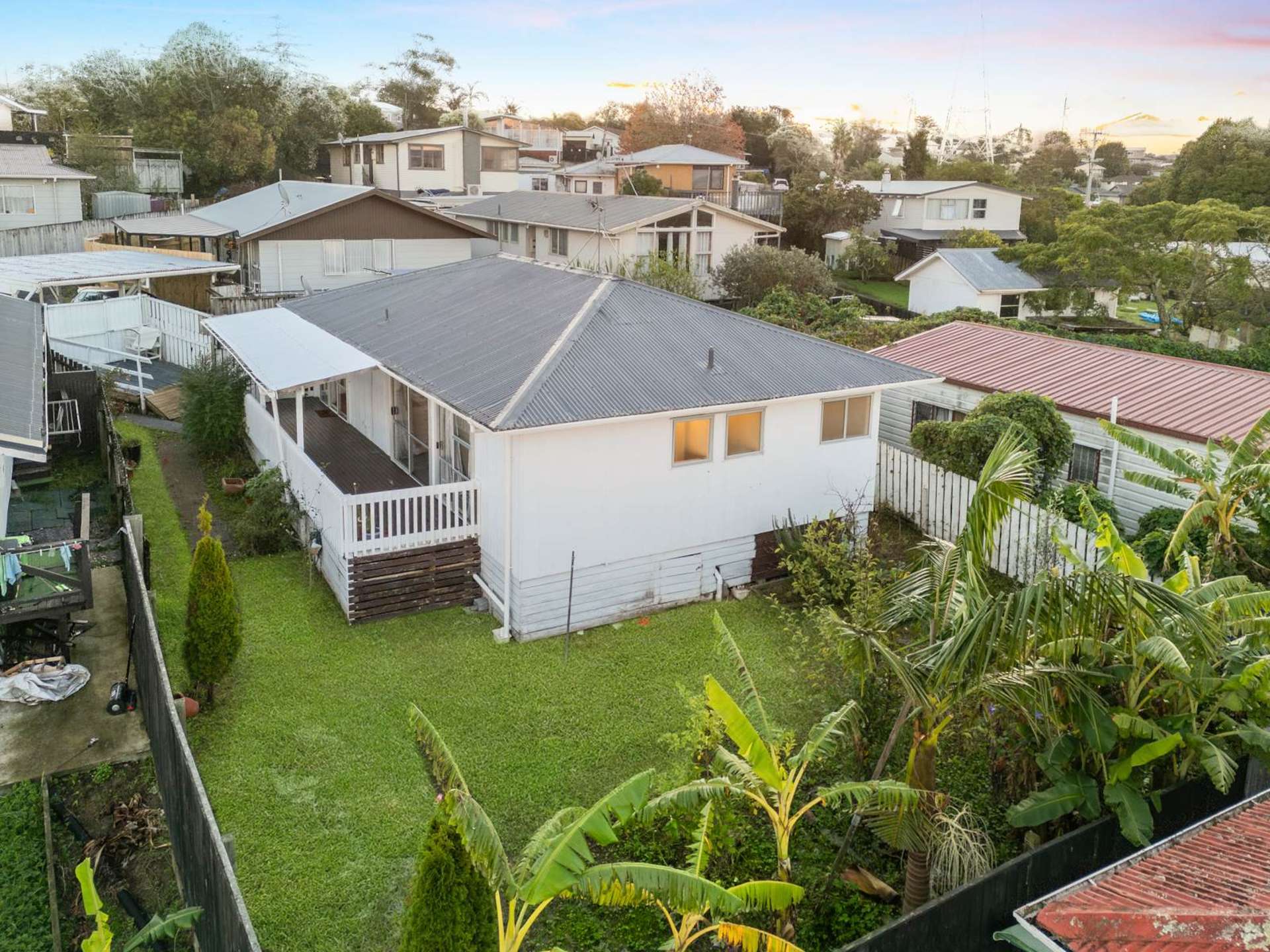 2/24a Waimumu Road Massey_0