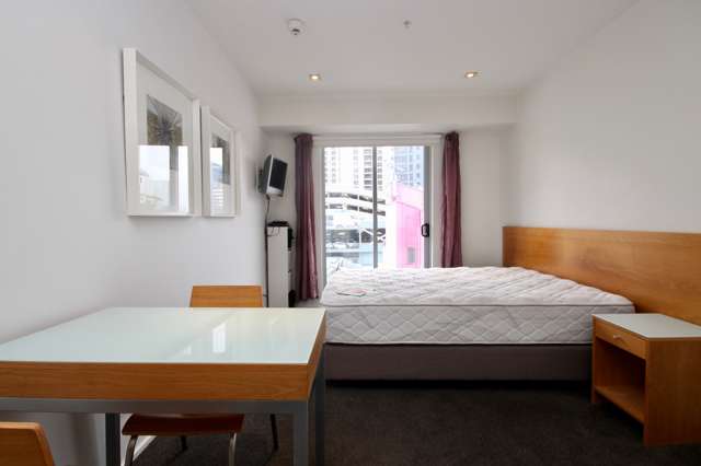 907/6-8 Lorne Street 10015_2