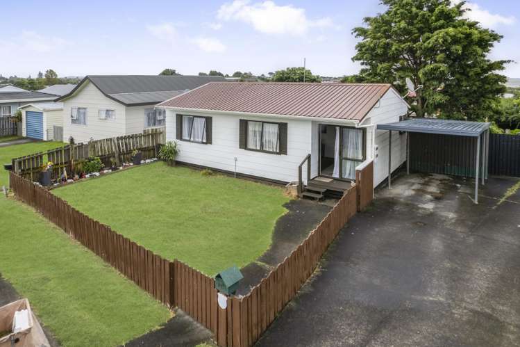 1/12 De Bloge Place Clendon Park_9