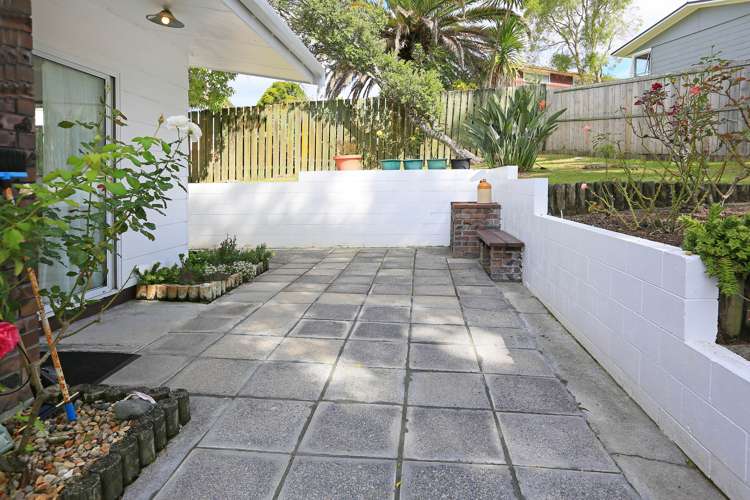 29 Eyre Street Henderson_17