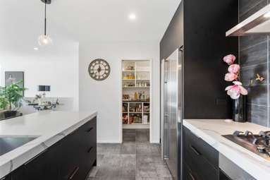 12A Hamlet Place_2