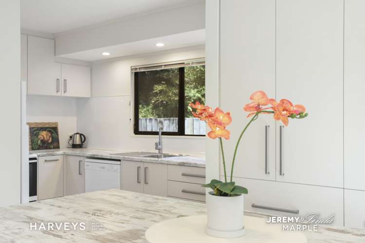 7/37a Glengarry Road Glen Eden_6