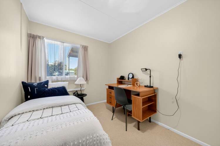 30 Victoria Street Carterton_14