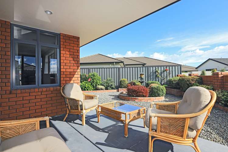 5 Mana Place Poraiti_15