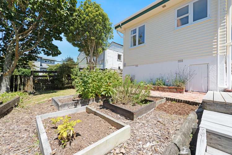 94 Nottingham Street Karori_21